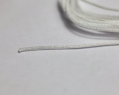 ANYZ ブレイデッドライン AN015 0.8mm：編み込み質感のクローズアップ