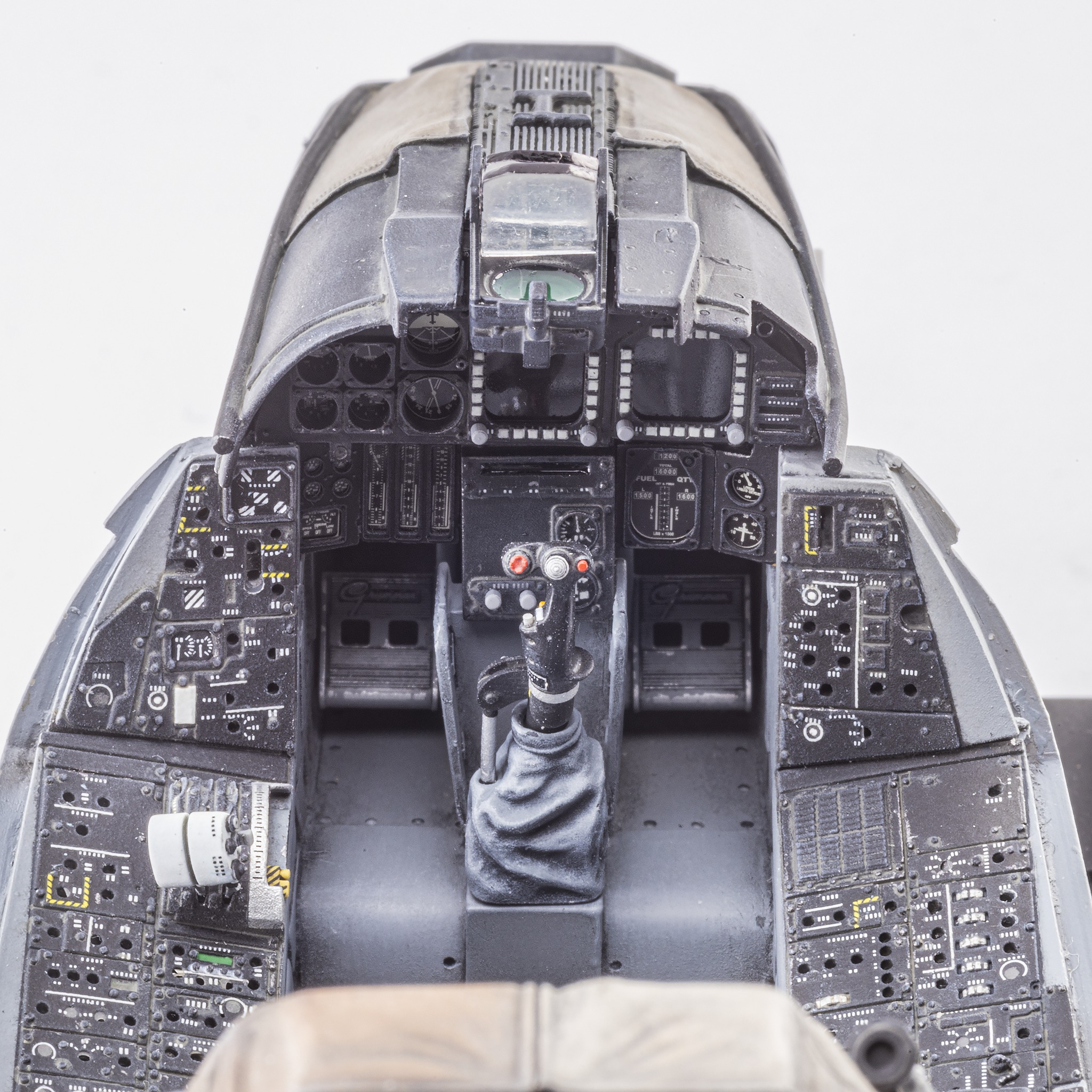 航空機コックピット模型に汎用プラカードを貼った使用例